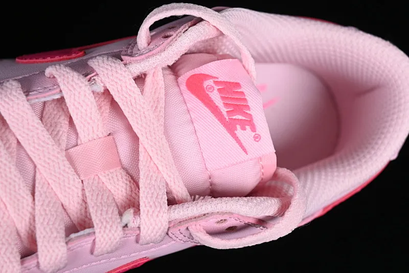 All Categories Nk SB Dunk Series Nk SB Dunk Low Low-top sneakers Cost-effective version Nk Dunk Low Pink SB low-top sports and leisure sneakers DH9756-600